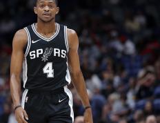 开拓者队主场功亏一篑，憾失胜利的简单介绍