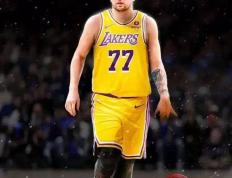 东契奇在热火比赛中领先优势明显，表现优异引发热议！观众掌声雷动的简单介绍