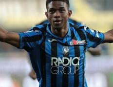 英超转会风云：洛杉矶湖人盯上锋线强援，高芙或成交易筹码的简单介绍