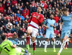 包含曼联vs尤文图斯：英意对决欧冠苦战的词条