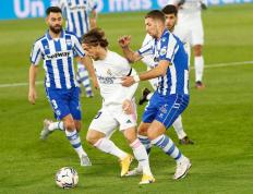 关于瓦伦西亚夺魁，欧国联赛竞争愈演愈烈的信息